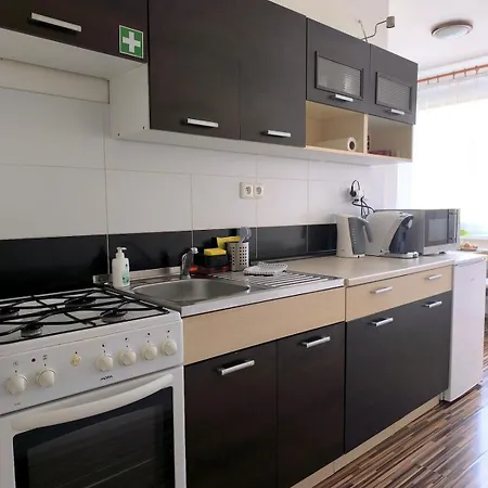 Διαμέρισμα Center 5 Beds Znojmo